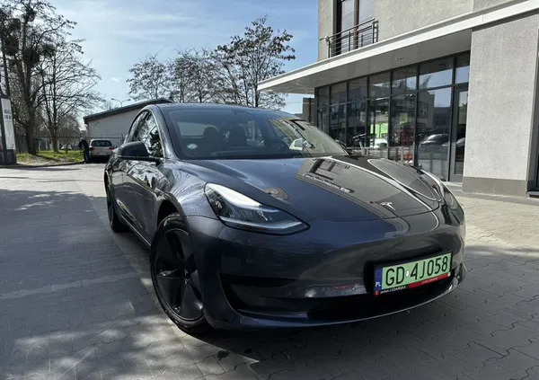 samochody osobowe Tesla Model 3 cena 114000 przebieg: 36000, rok produkcji 2020 z Gdańsk
